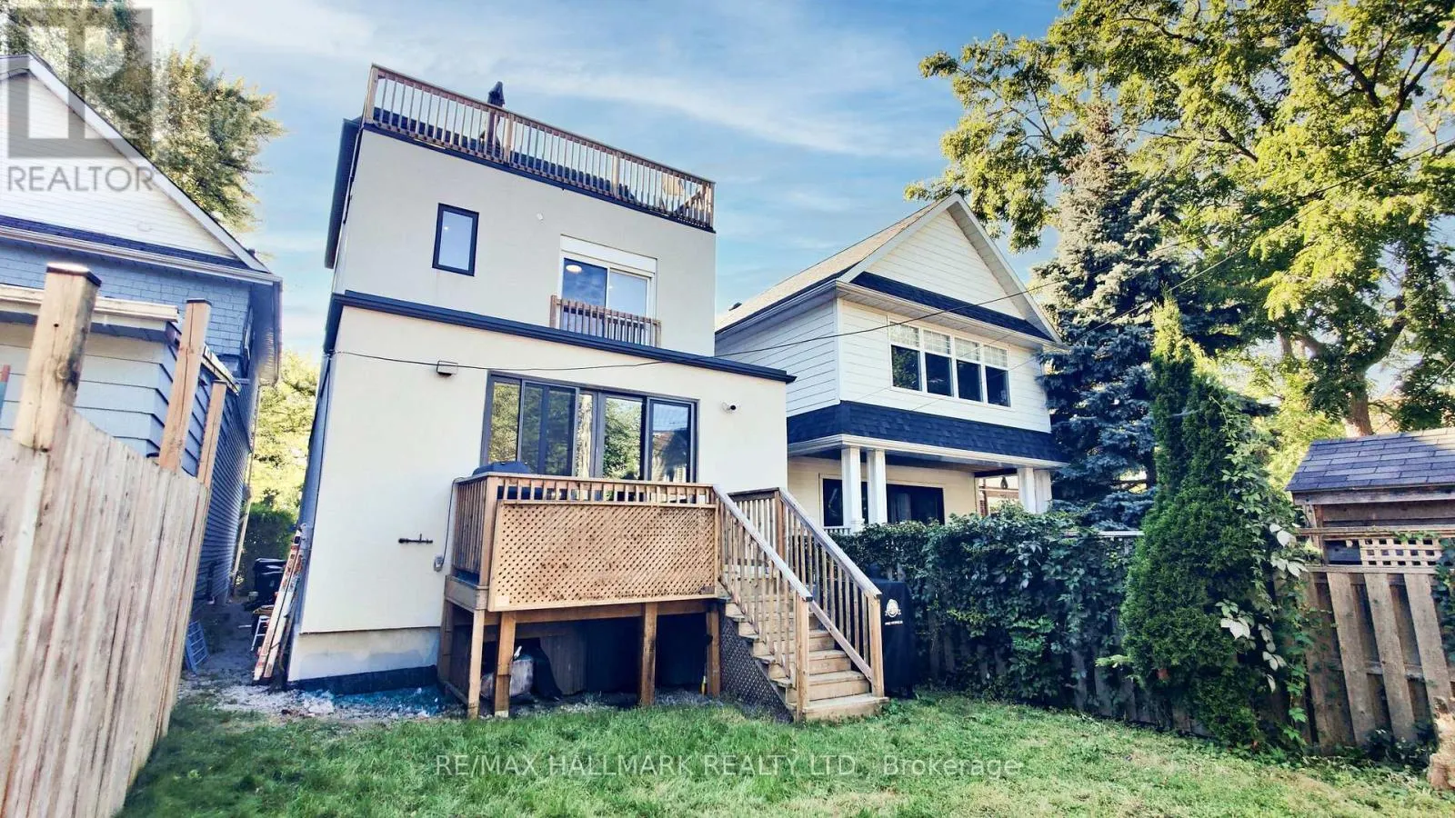 33 KIMBERLEY AVENUE