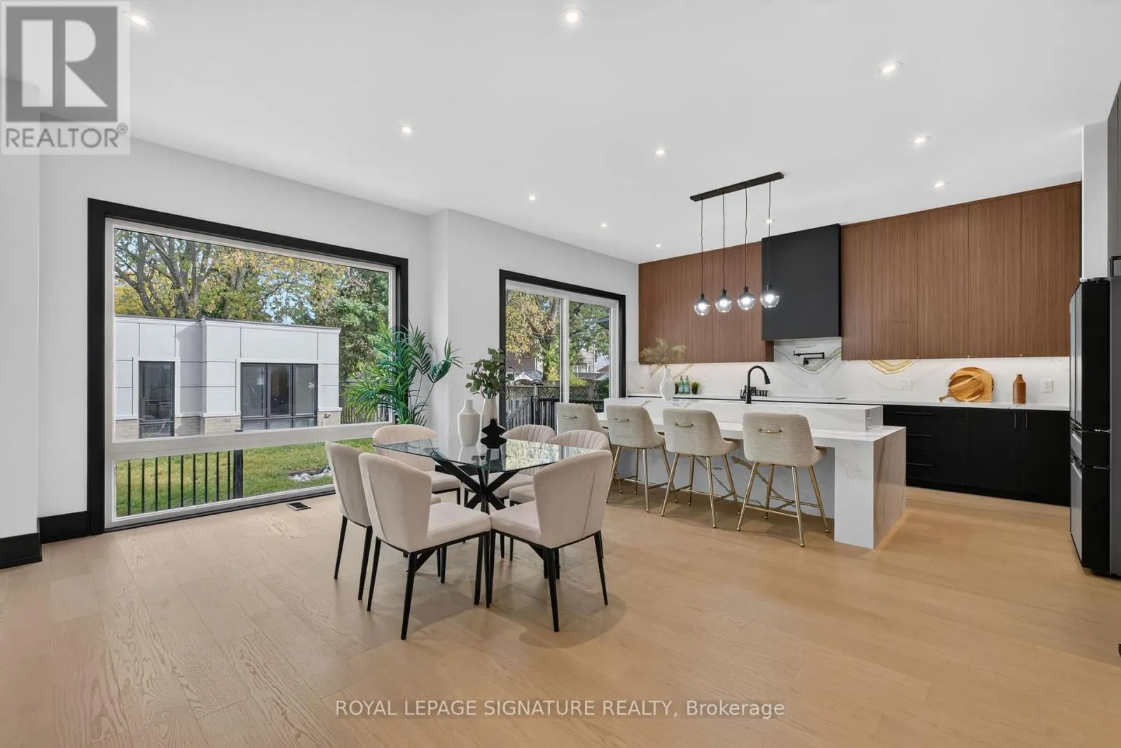 15 DEBLYN DRIVE E