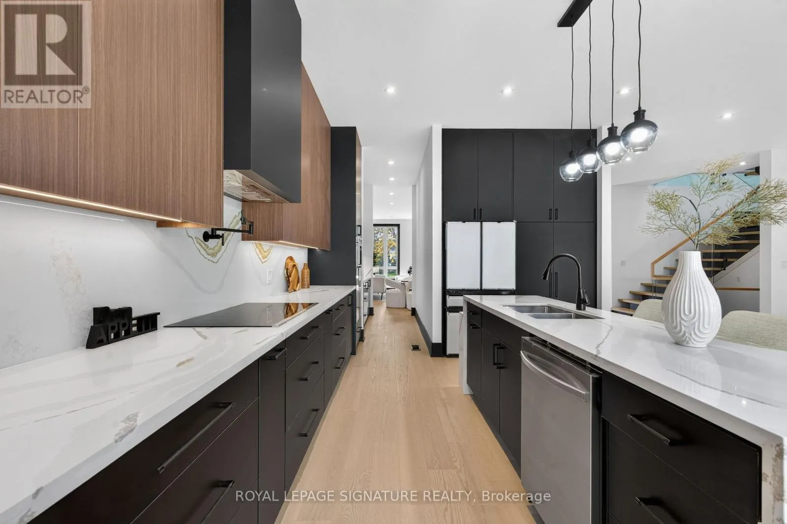 15 DEBLYN DRIVE E