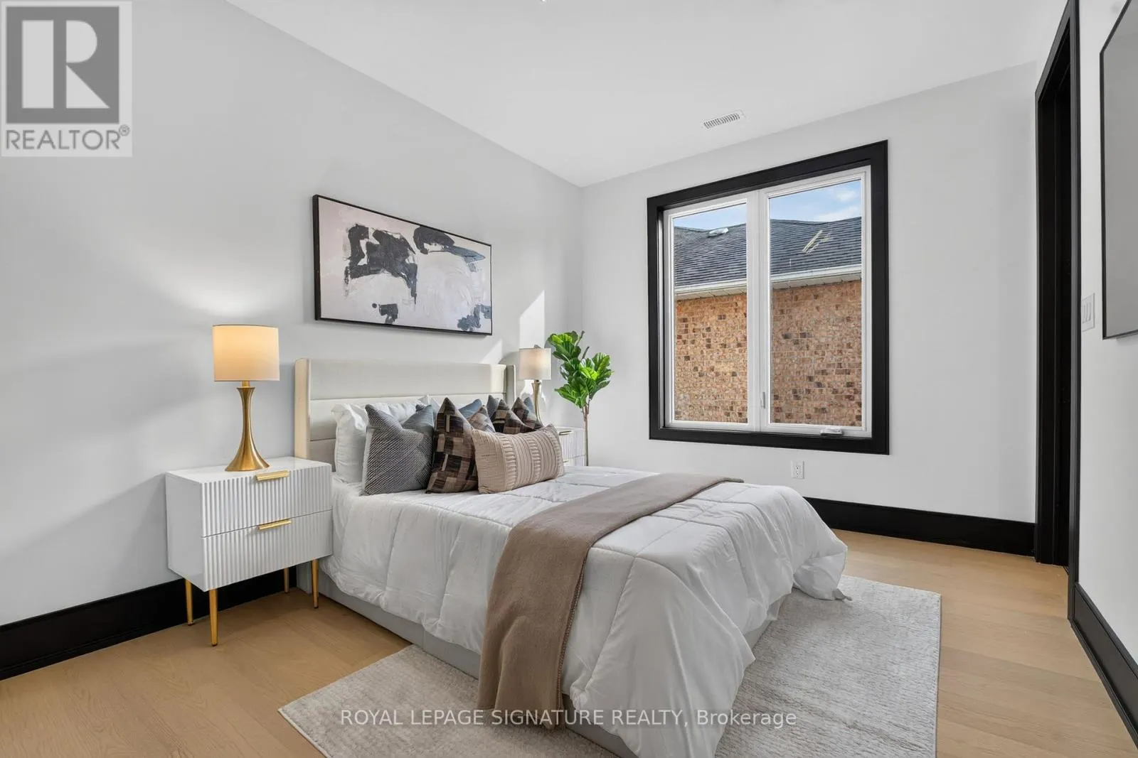 15 DEBLYN DRIVE E