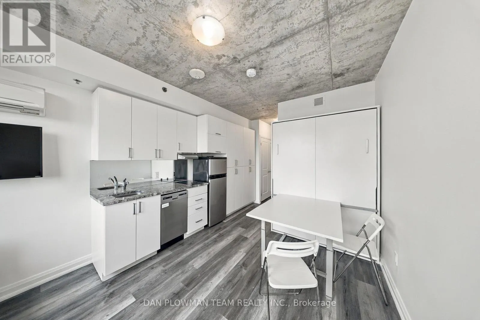 625 - 1900 SIMCOE STREET N