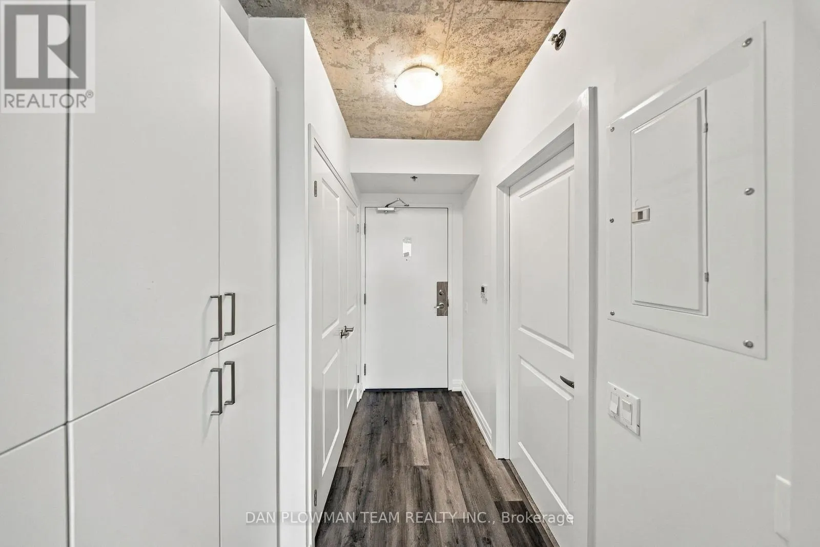 625 - 1900 SIMCOE STREET N