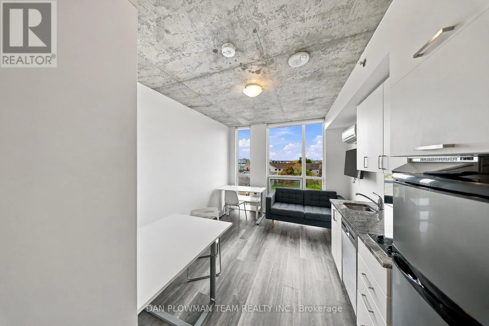 625 - 1900 SIMCOE STREET N
