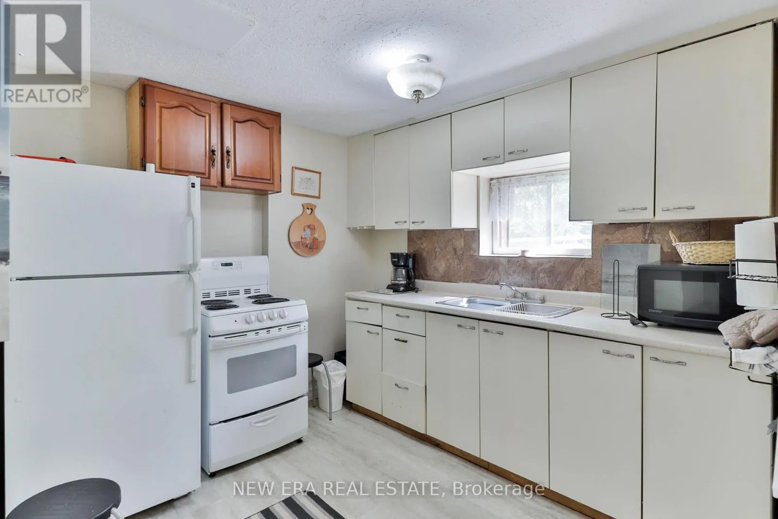 17 BOBMAR ROAD