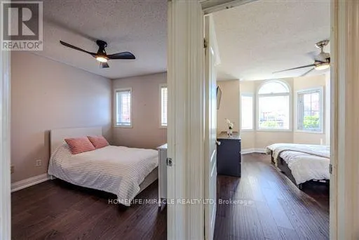 93 SCEPTER PLACE