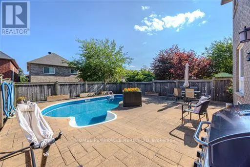 93 SCEPTER PLACE