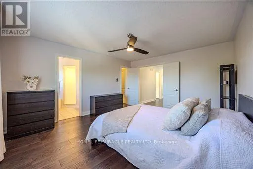 93 SCEPTER PLACE