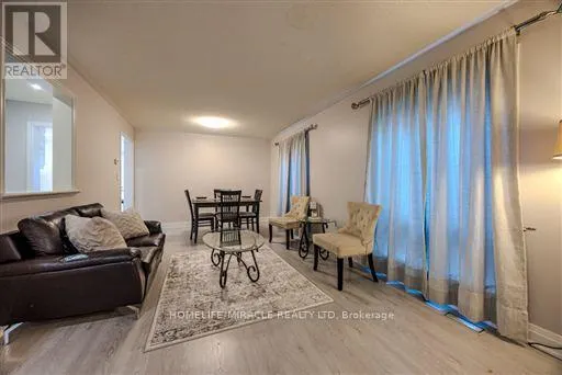 93 SCEPTER PLACE
