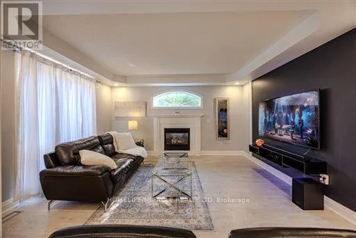 93 SCEPTER PLACE