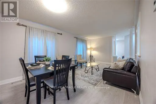 93 SCEPTER PLACE