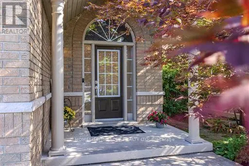 93 SCEPTER PLACE