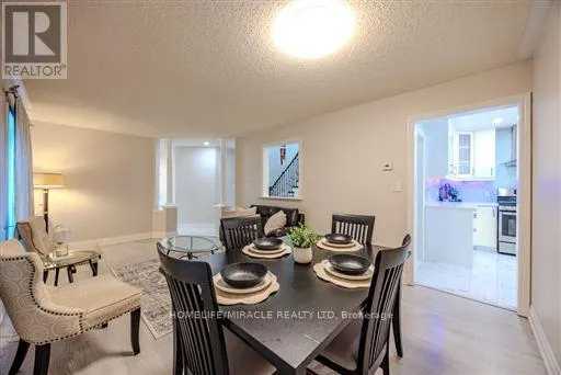93 SCEPTER PLACE