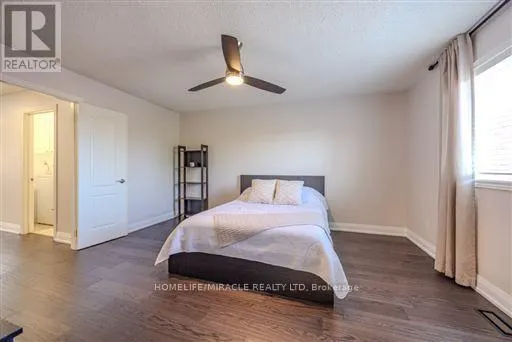 93 SCEPTER PLACE