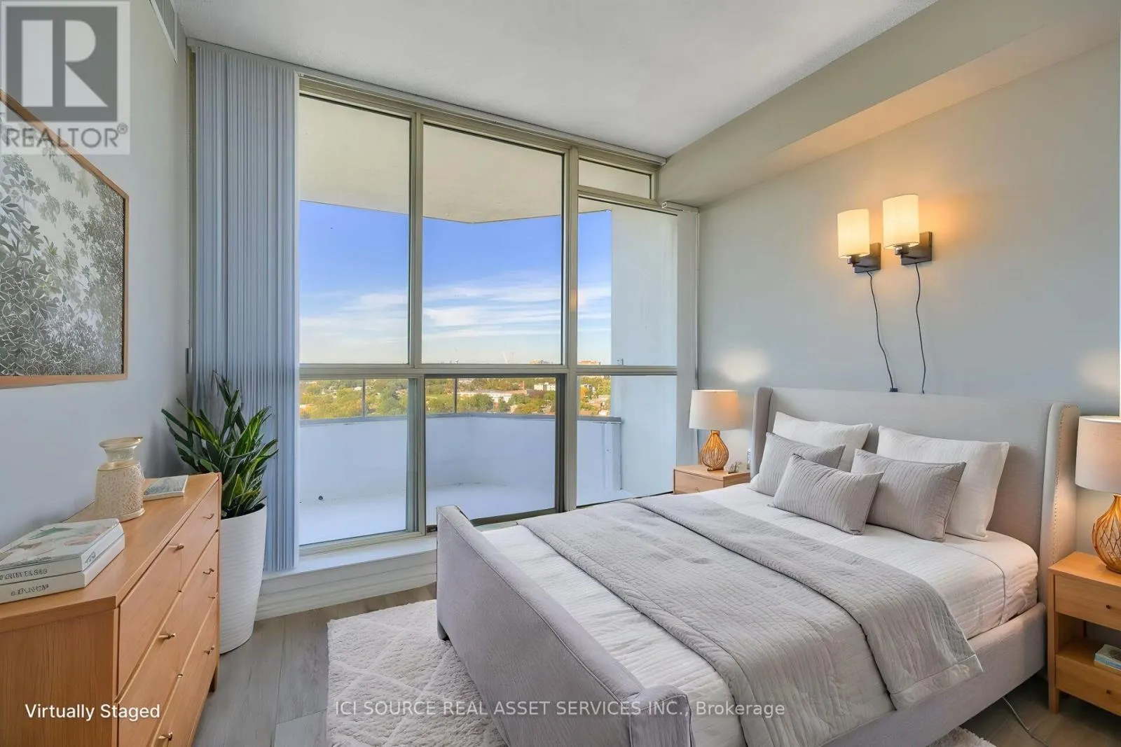 1618 - 3 GREYSTONE WALK DRIVE