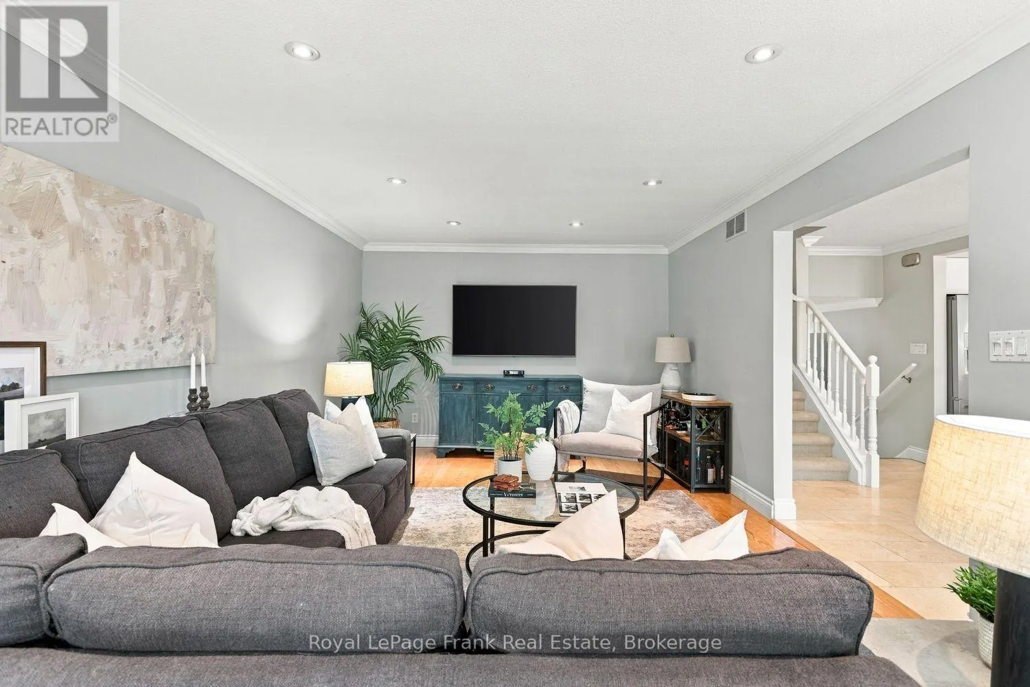 25 WARD STREET
