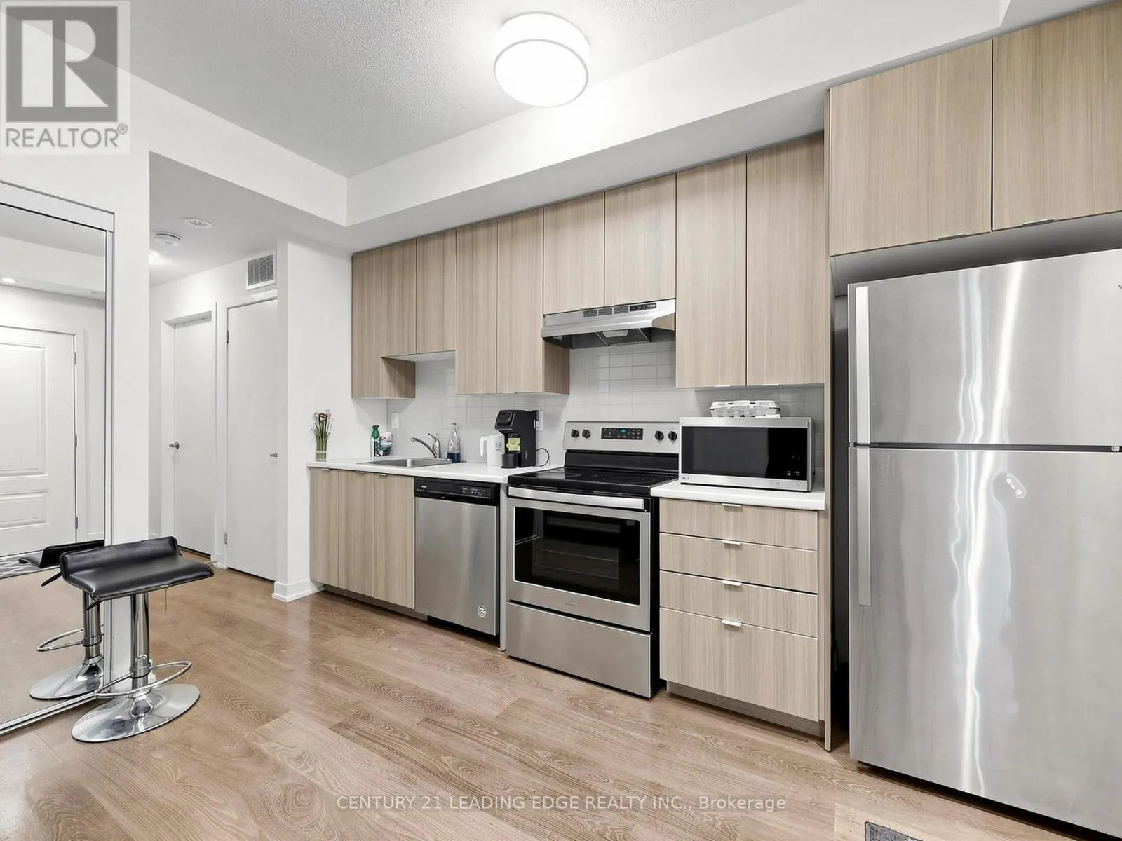 14 - 70 ORCHID PLACE DRIVE