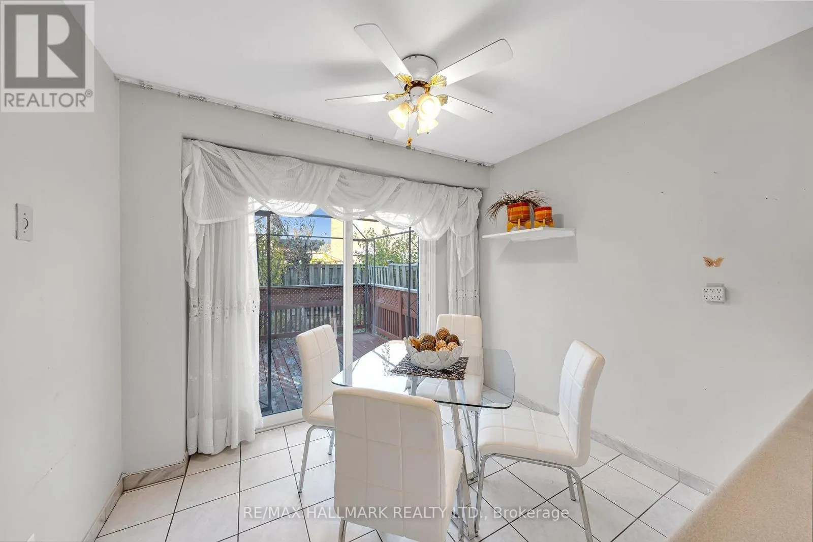 54 REDHEAD CRESCENT