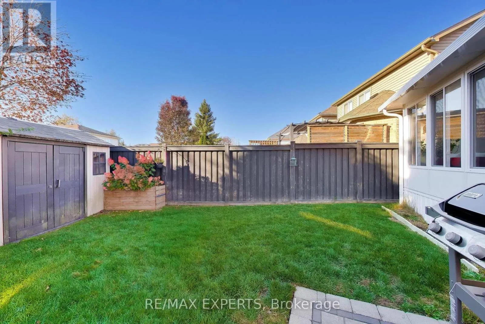 123 DAISEYFIELD AVENUE