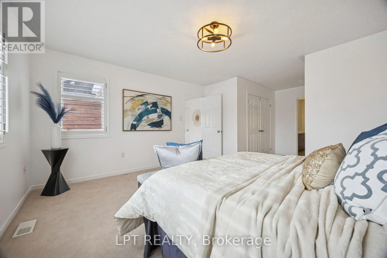 61 MINERVA AVENUE
