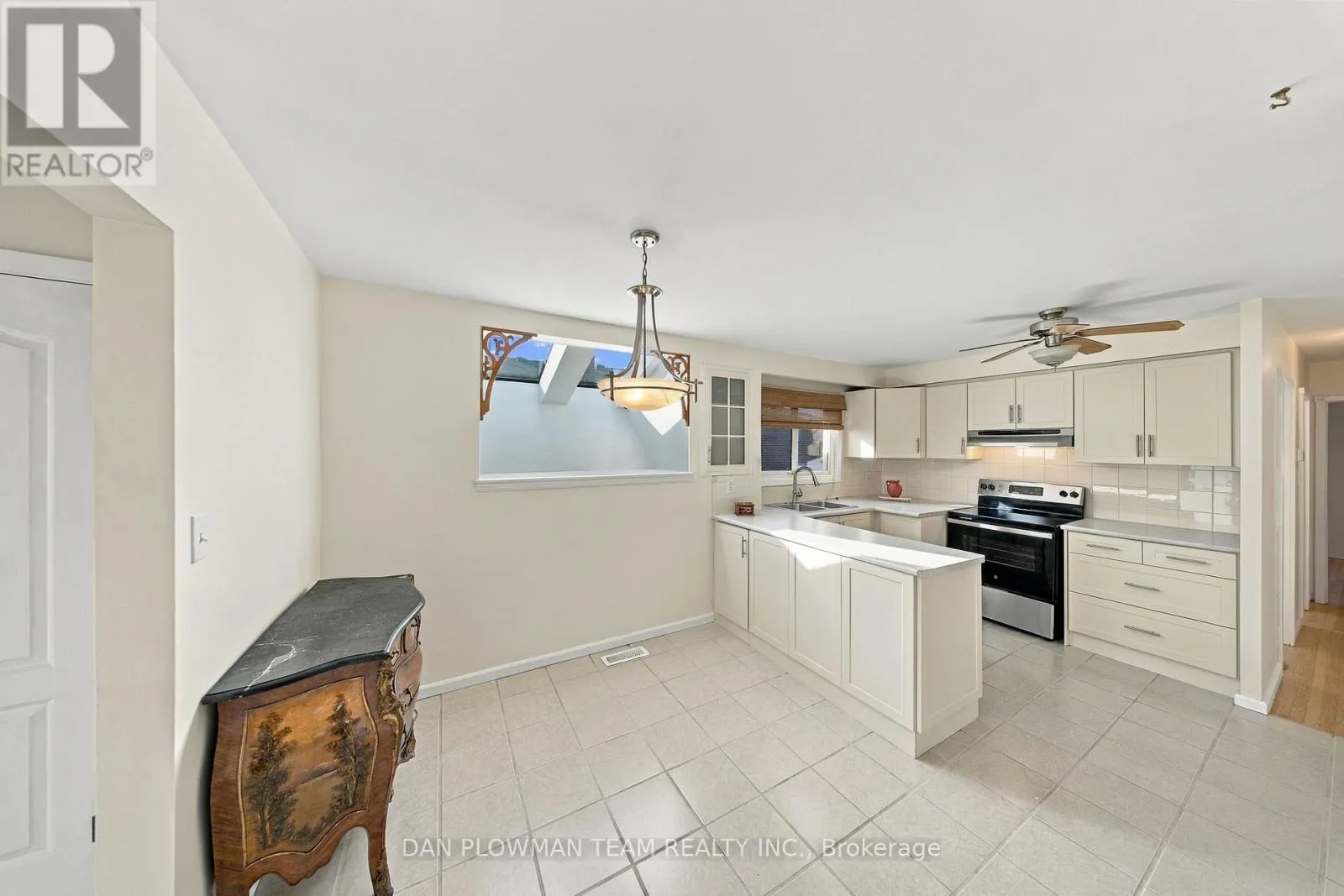42 SENECA AVENUE