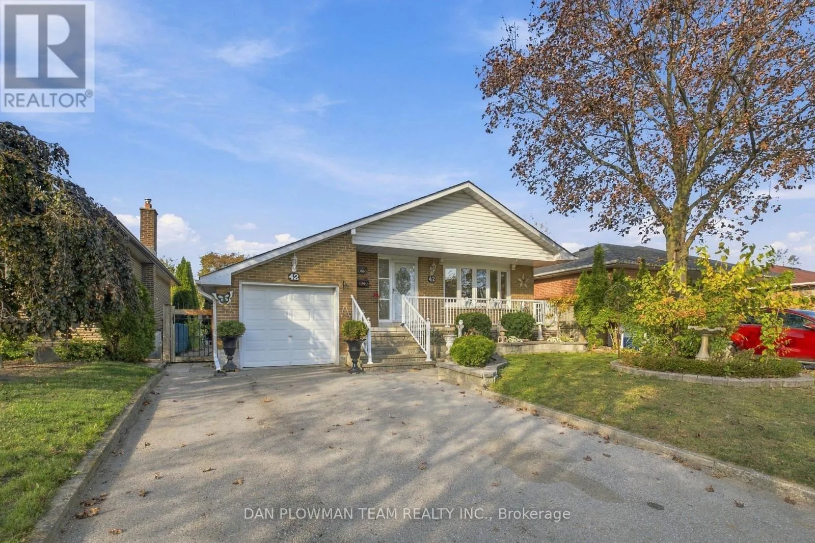 42 SENECA AVENUE