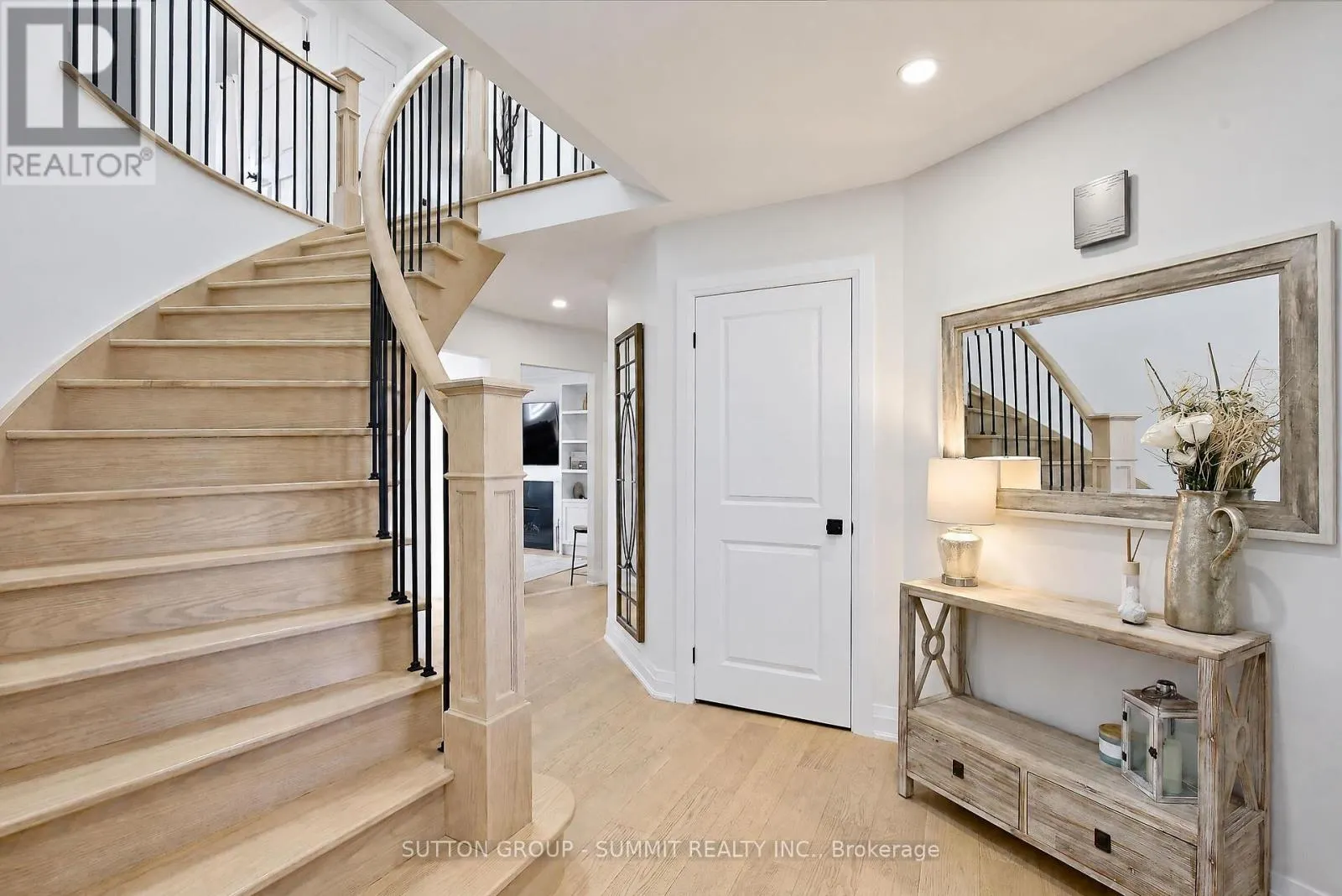742 GRIFFITH STREET