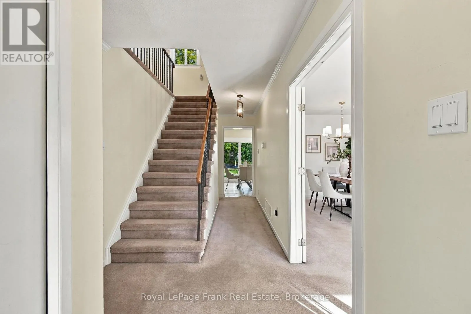 7 TRINITY CRESCENT