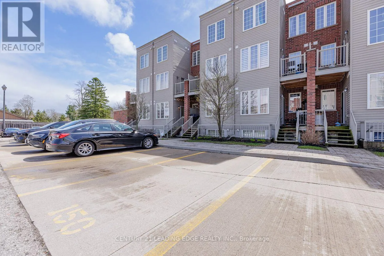 88 - 387 BEECHGROVE DRIVE