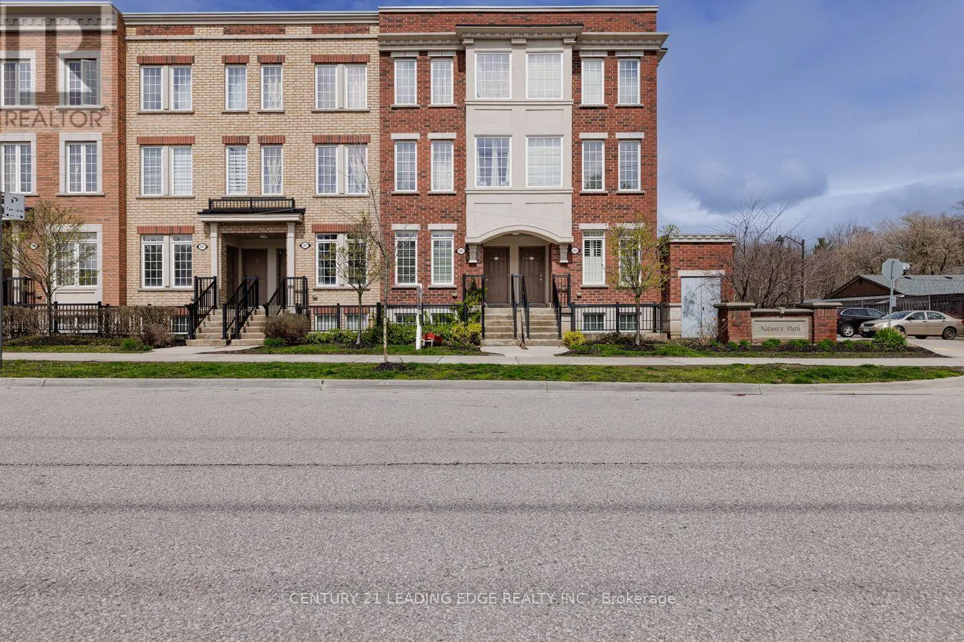 88 - 387 BEECHGROVE DRIVE