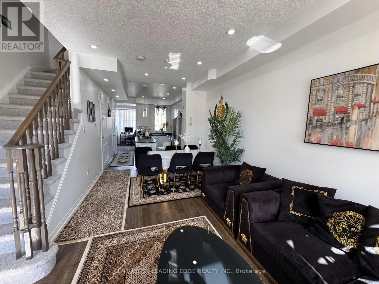 88 - 387 BEECHGROVE DRIVE