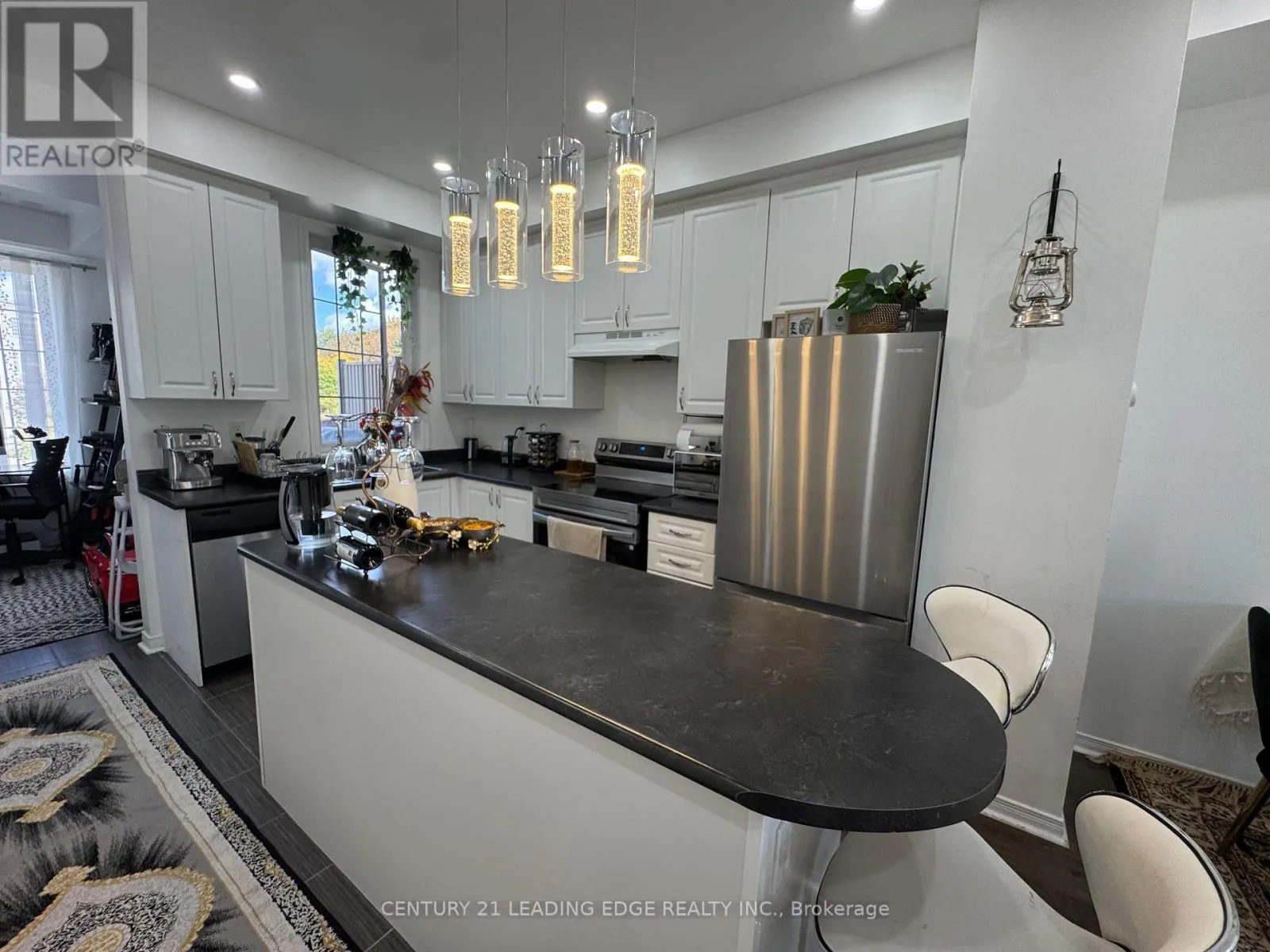 88 - 387 BEECHGROVE DRIVE