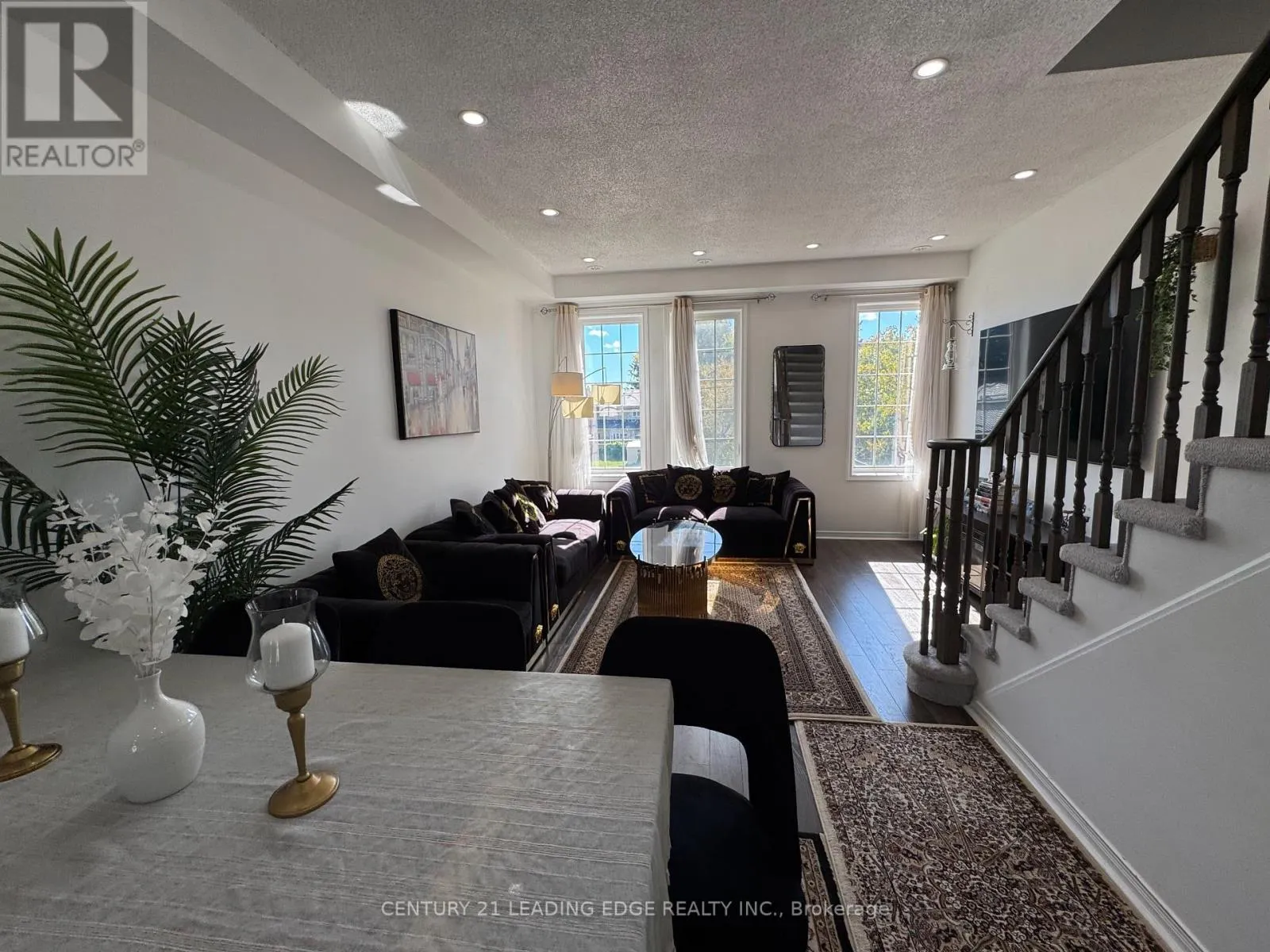 88 - 387 BEECHGROVE DRIVE