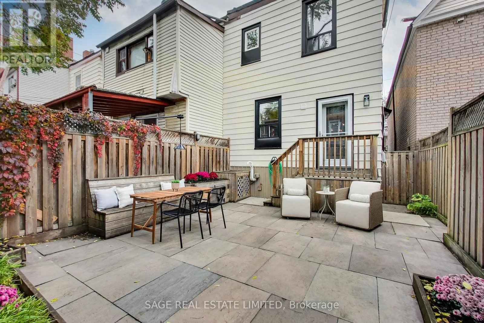 346 LESLIE STREET