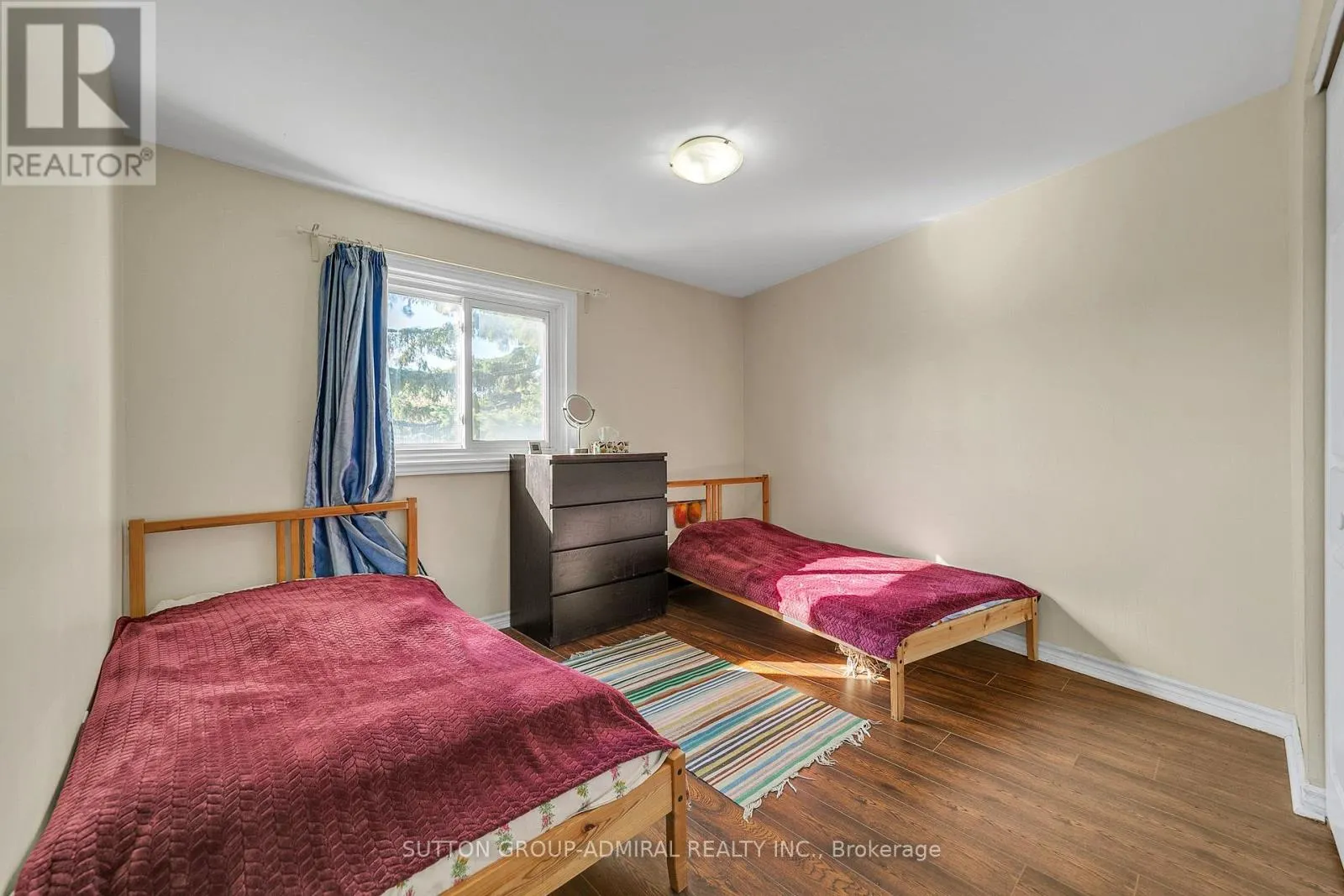 10 - 671 HUNTINGWOOD DRIVE