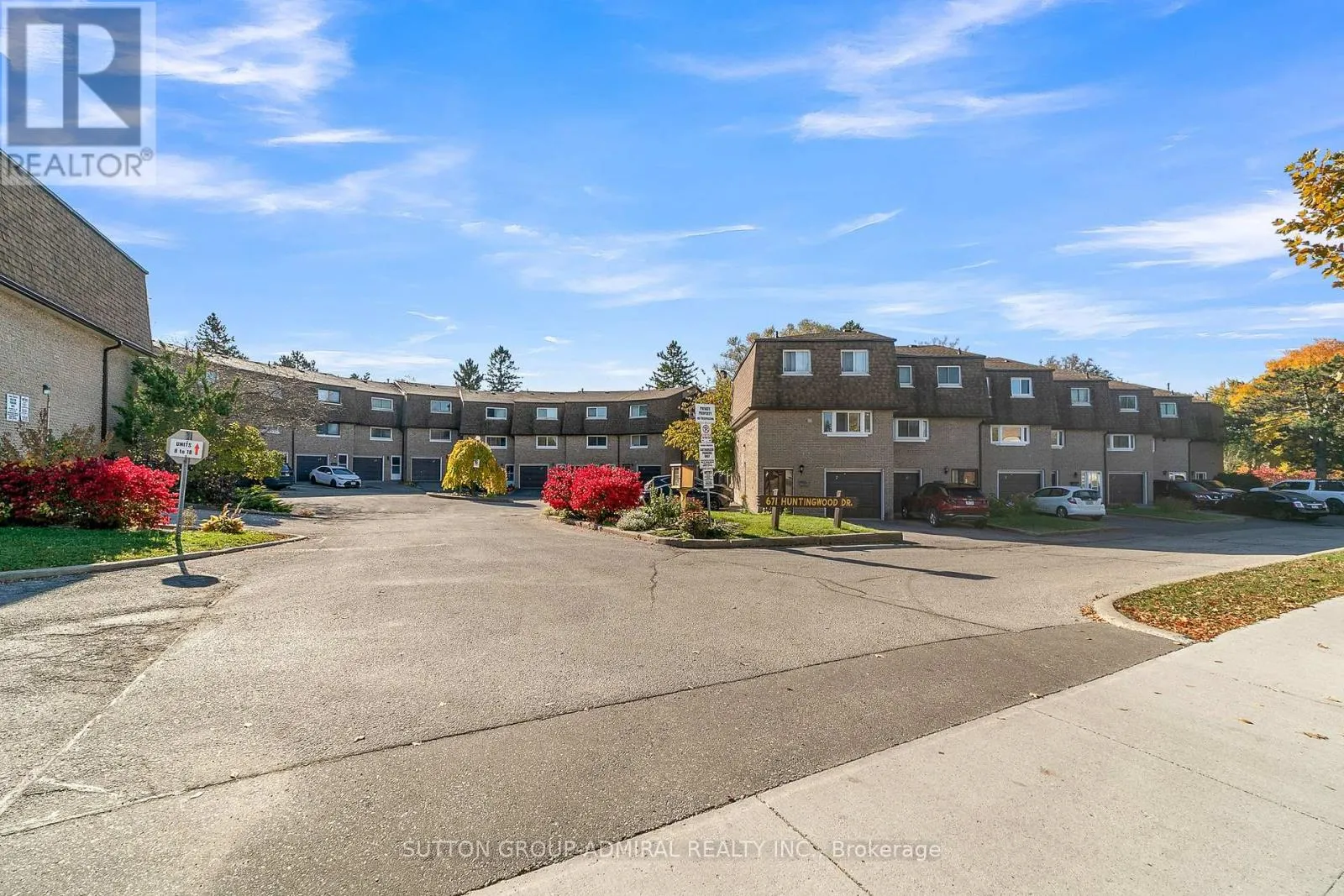 10 - 671 HUNTINGWOOD DRIVE