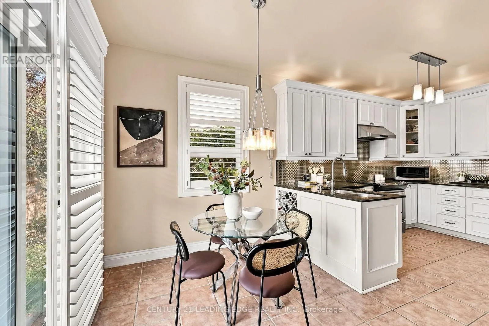6 FORECASTLE ROAD