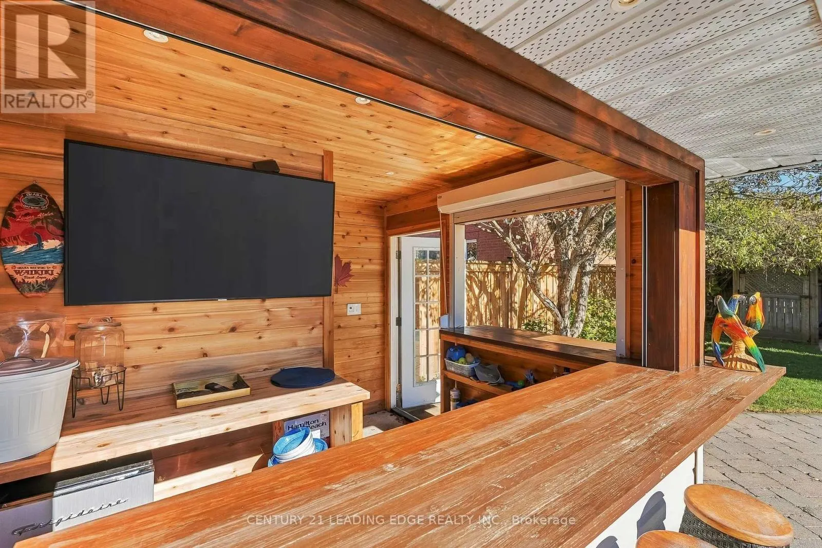 6 FORECASTLE ROAD