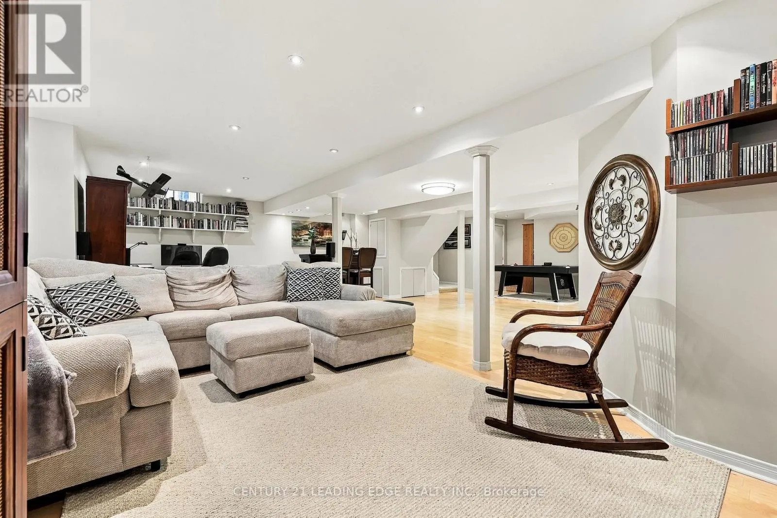 6 FORECASTLE ROAD