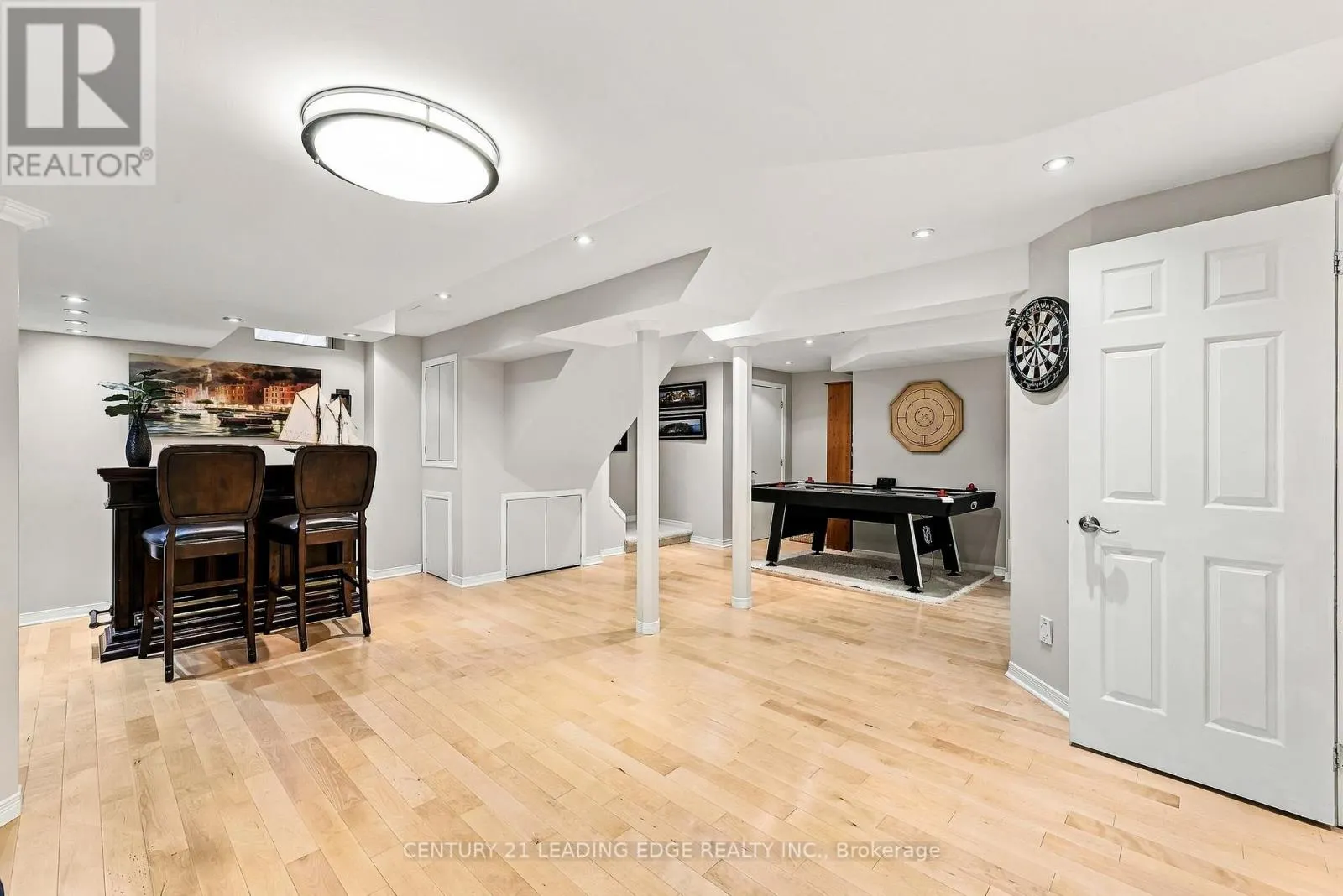 6 FORECASTLE ROAD