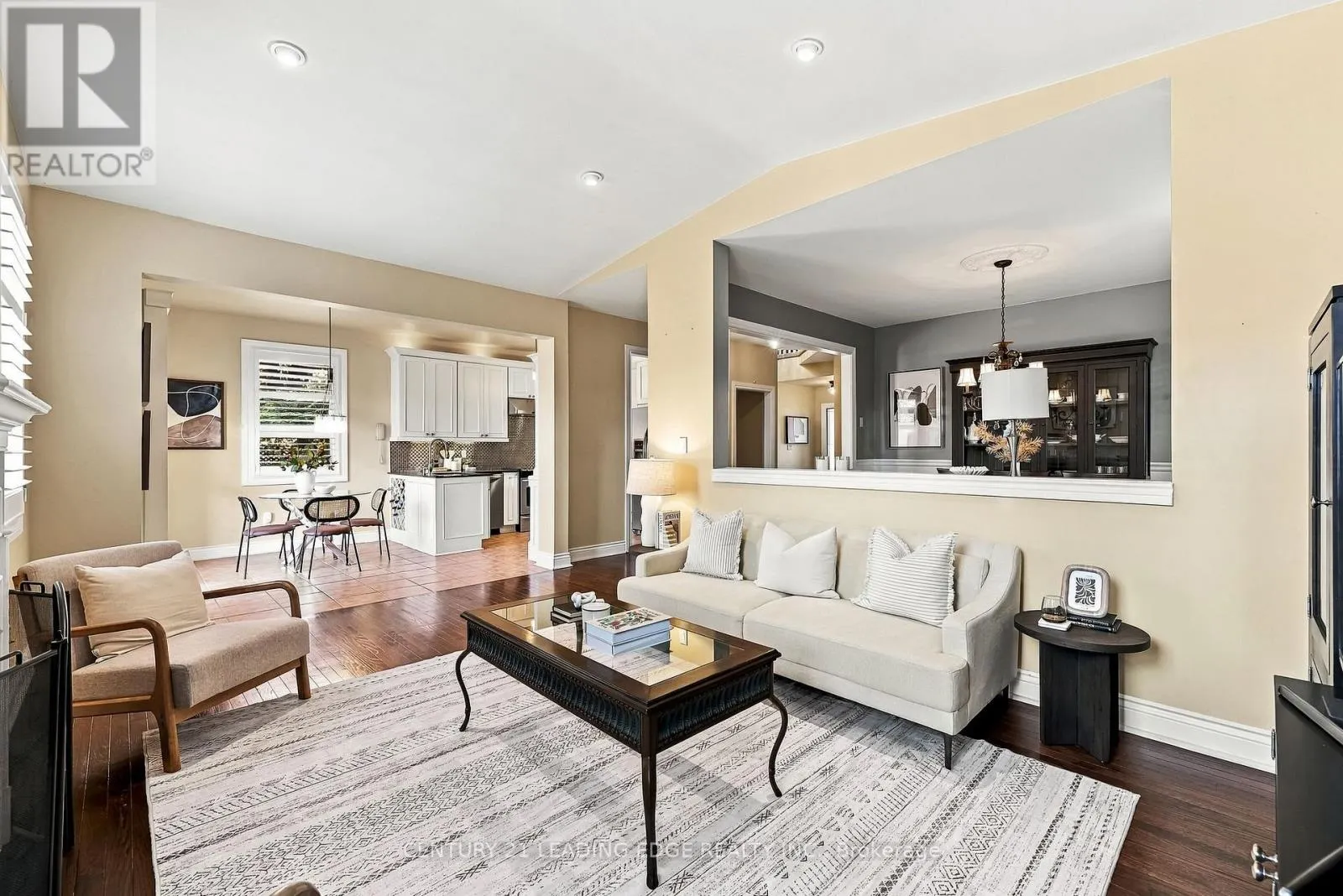 6 FORECASTLE ROAD