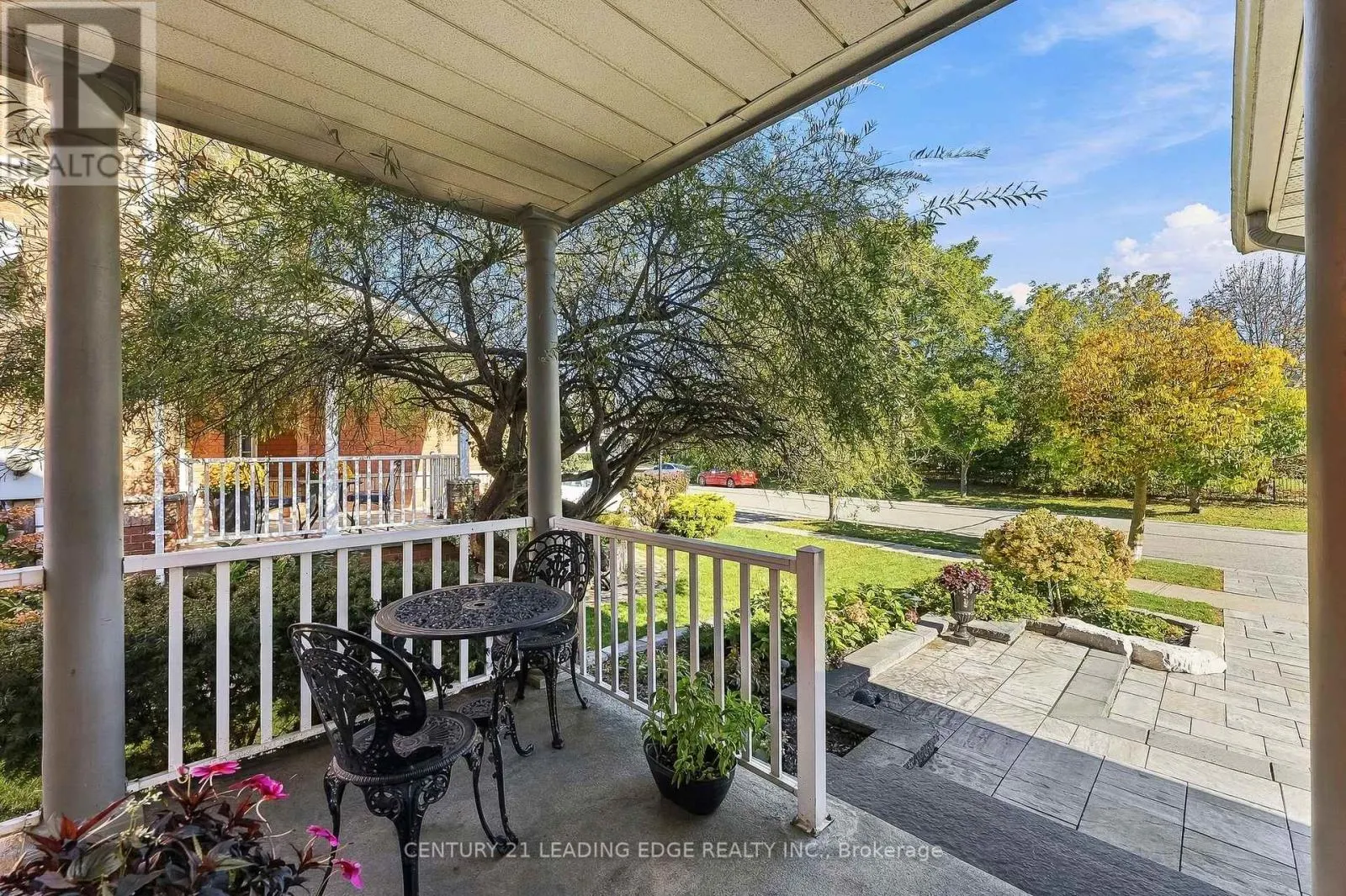 6 FORECASTLE ROAD