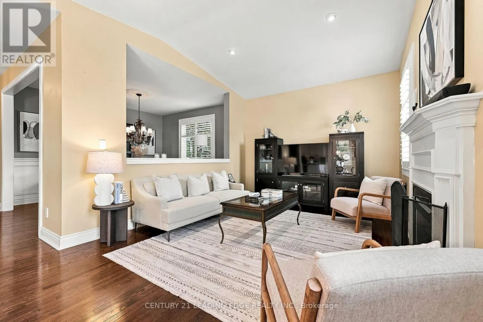 6 FORECASTLE ROAD