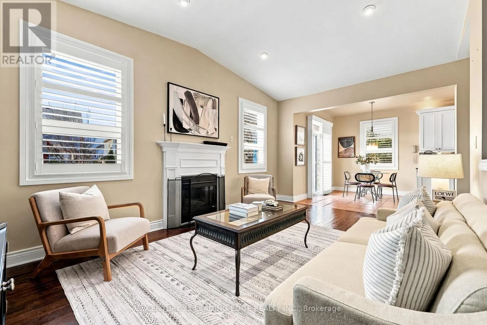 6 FORECASTLE ROAD