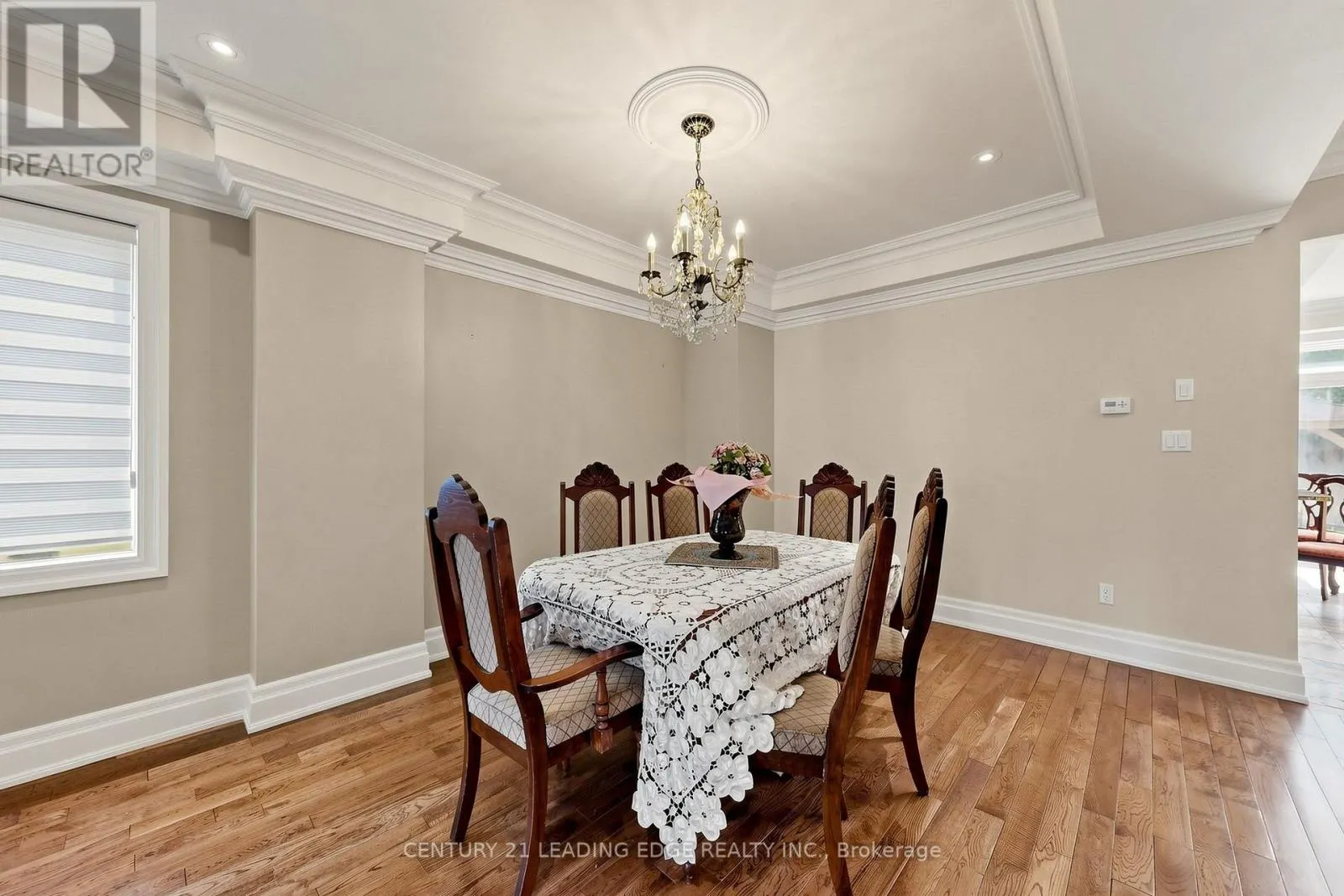11 BELLVARE CRESCENT