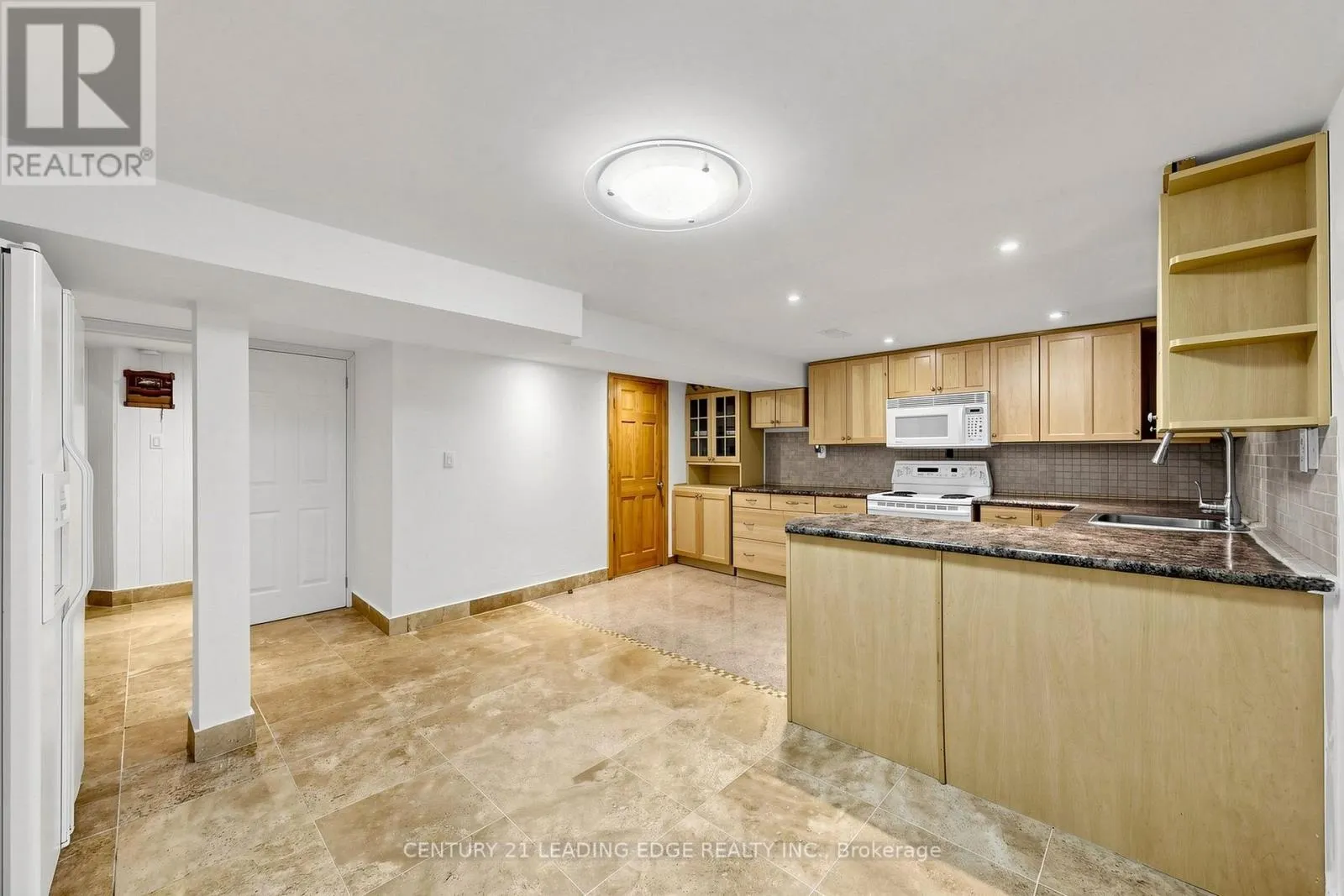 11 BELLVARE CRESCENT