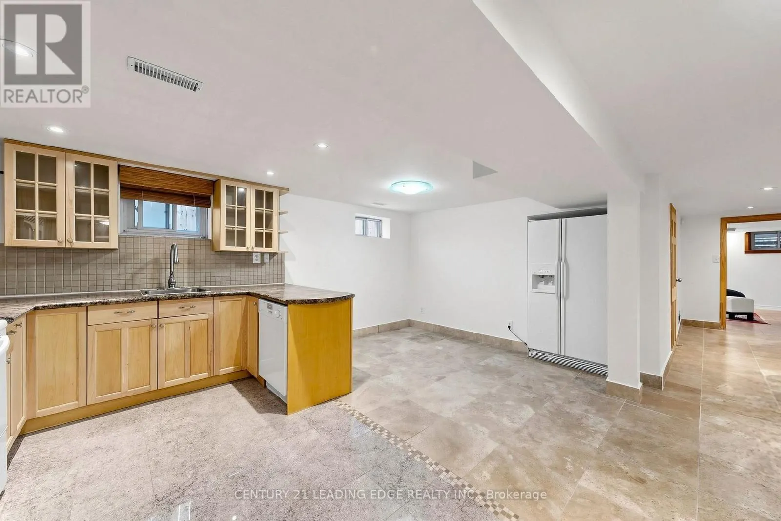 11 BELLVARE CRESCENT