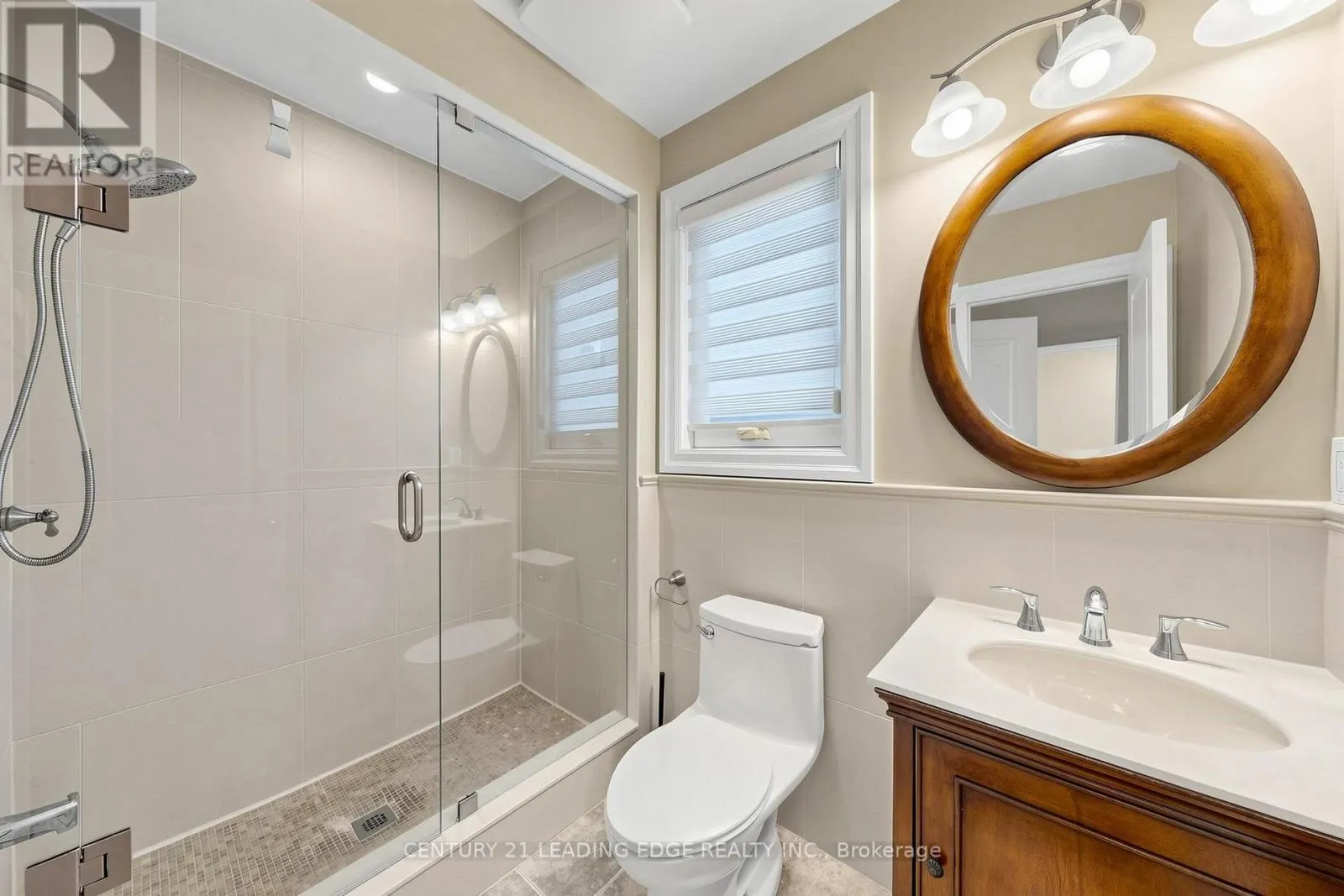 11 BELLVARE CRESCENT