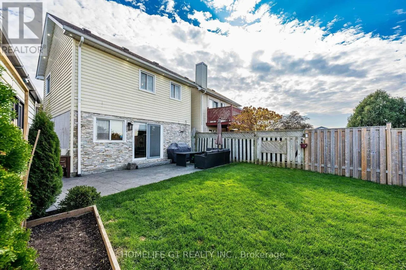 330 POMPANO COURT