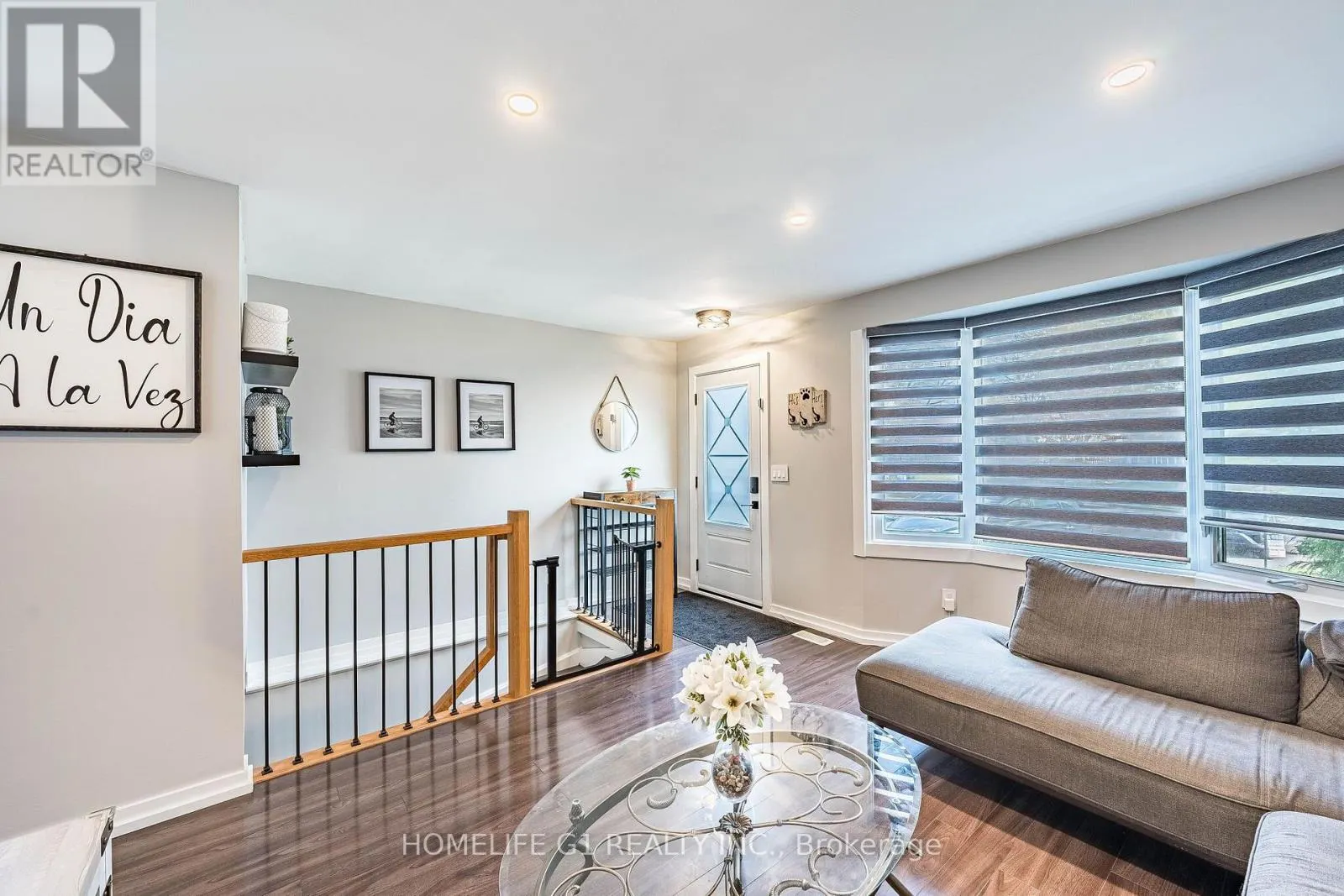 330 POMPANO COURT