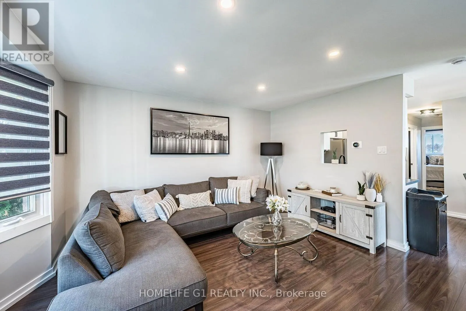 330 POMPANO COURT
